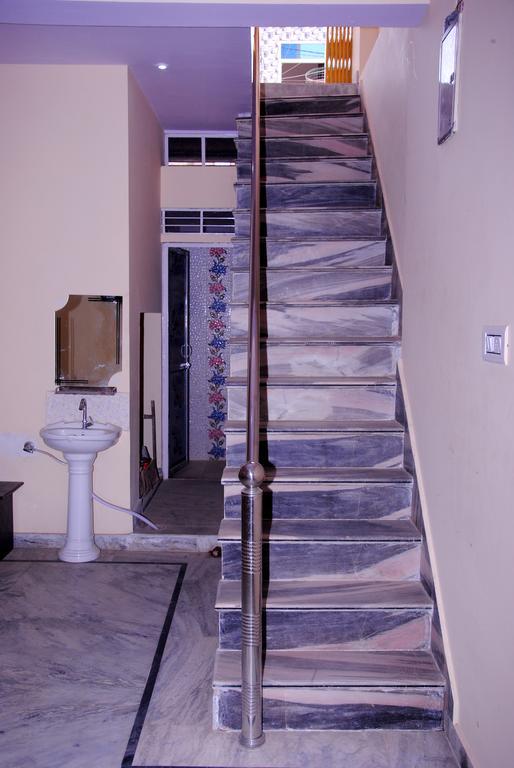 Meru Palace Guest House And Restaurant Tonk Екстер'єр фото